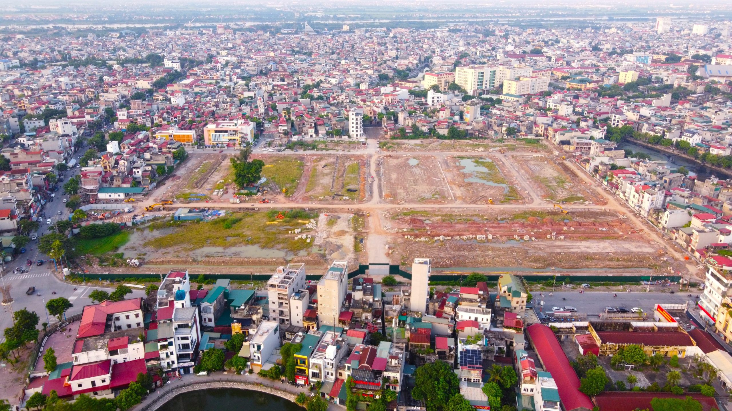 Khu đất nằm ở khu dân cư hiện hữu nên tiềm năng kinh doanh tốt